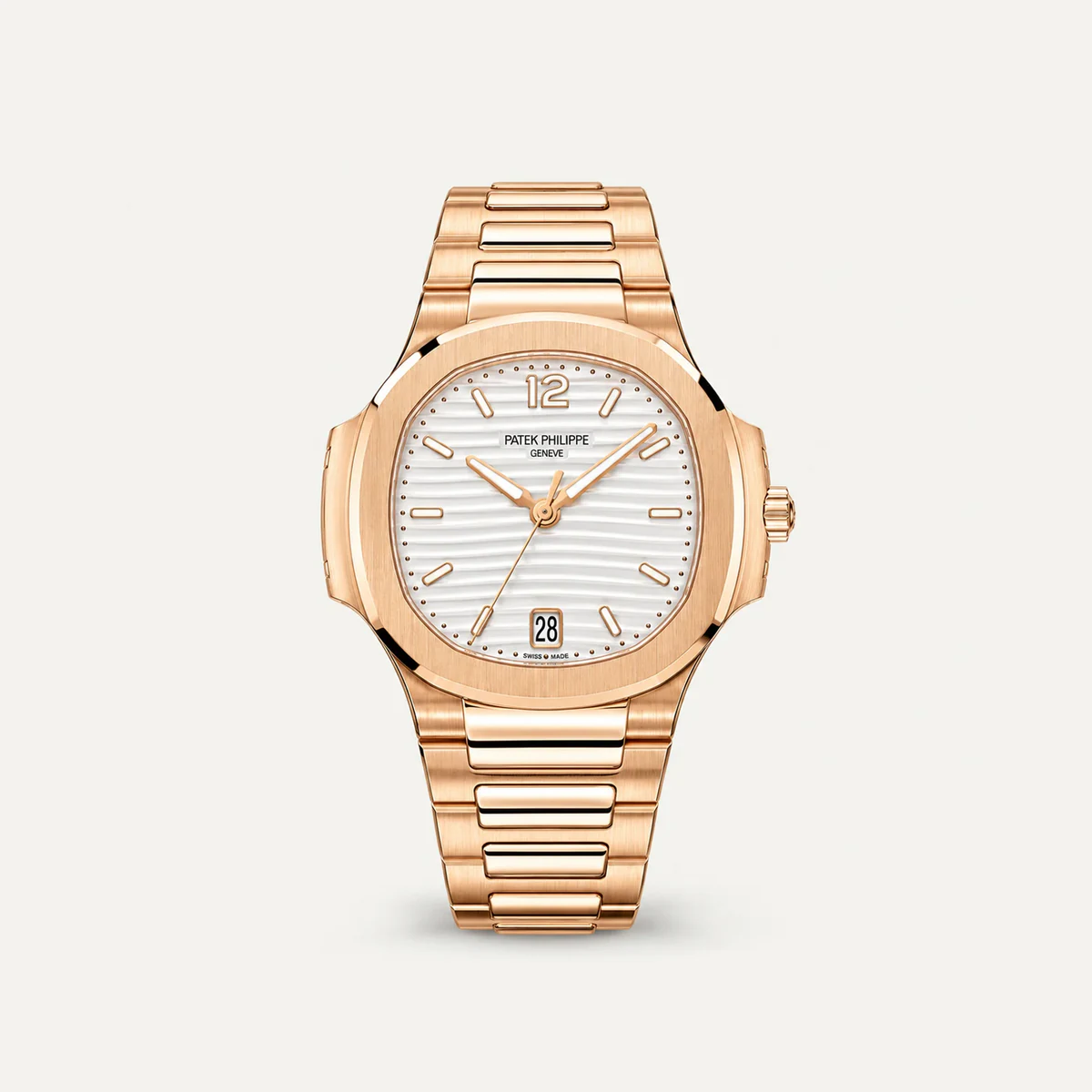 Patek Philippe Nautilus 7118/1R، ميناء أبيض · لون الذهب الوردي — صورة توضيحية وليست صورة للقطعة