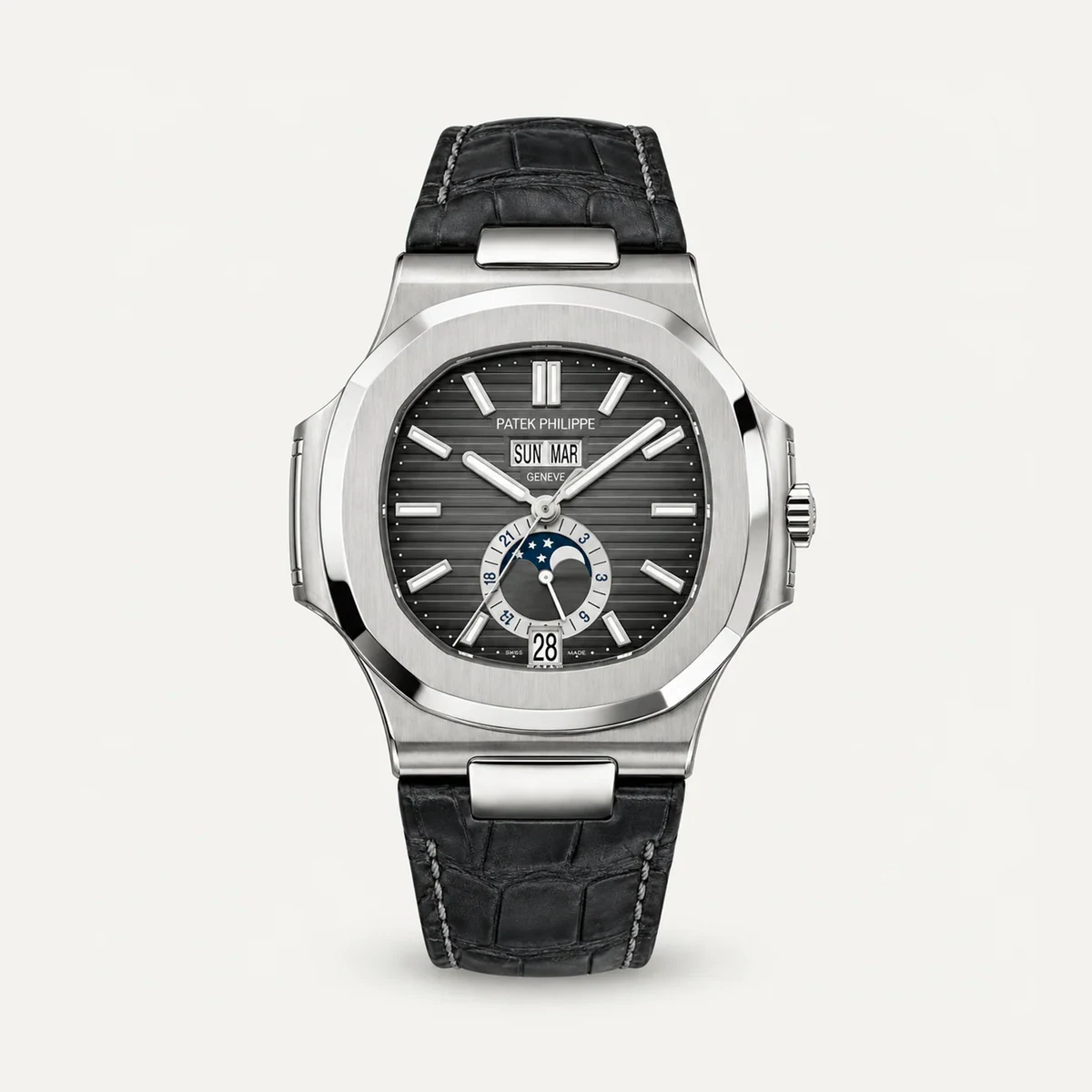 Patek Philippe Nautilus Annual Calendar 5726A، ميناء رمادي · ستيل · حزام جلدي — صورة توضيحية وليست صورة للقطعة