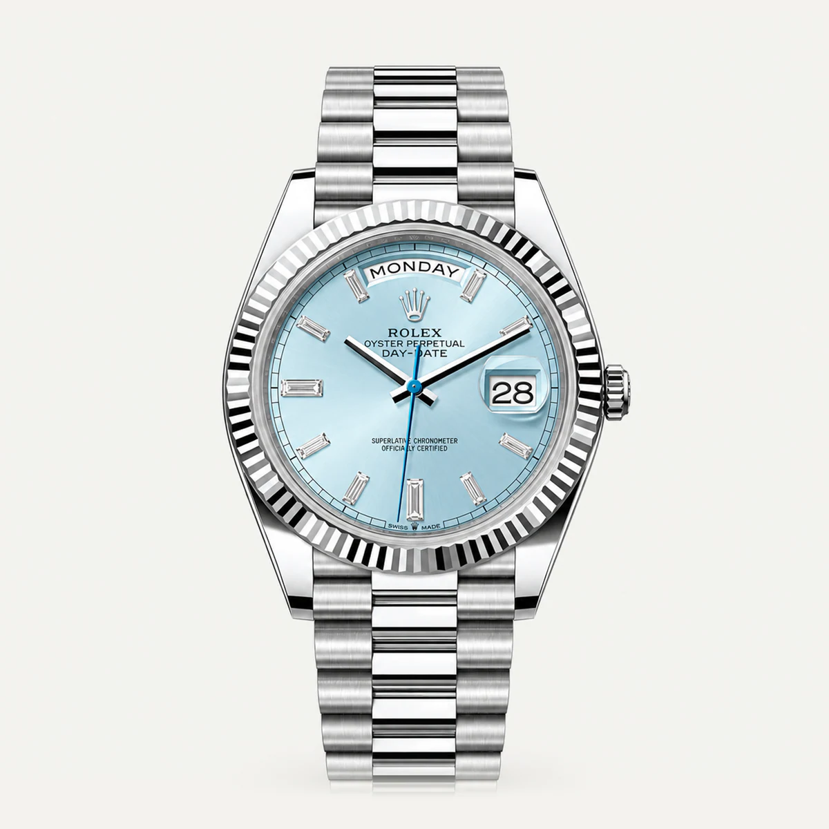 Rolex Day-Date 40، ميناء أزرق جليدي · مؤشرات باغيت (أحجار مقلّدة) · سوار بريزيدنت — صورة توضيحية وليست صورة للقطعة