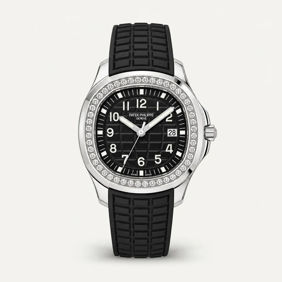 Patek Philippe Aquanaut Luce 5267/200A، ميناء أسود · ستيل · إطار مرصّع — صورة توضيحية وليست صورة للقطعة